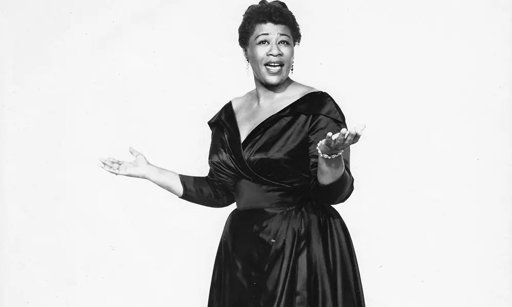 Ella Fitzgerald GettyImages 98403897 1000x600 1 - Wilbur Soot Merch