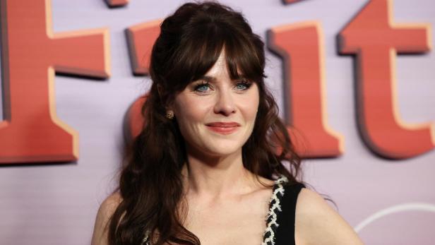 Zooey Deschanel Official Merchandise: 5 Actress Essentials 2 - Wilbur Soot Merch 46 211649575 - Wilbur Soot Merch